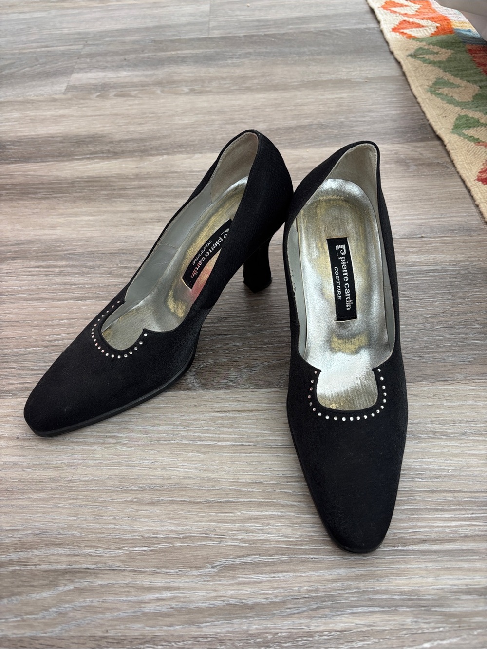 Vintage Pierre Cardin Black Scalloped Heels with Stud Detail size 7